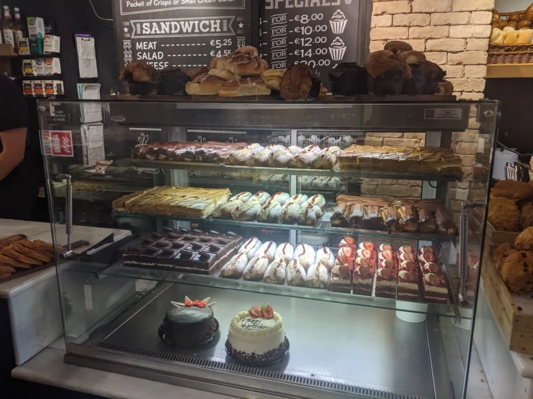 Photo and facade of Ann's Bakery - Bakeries - in Dublin 1